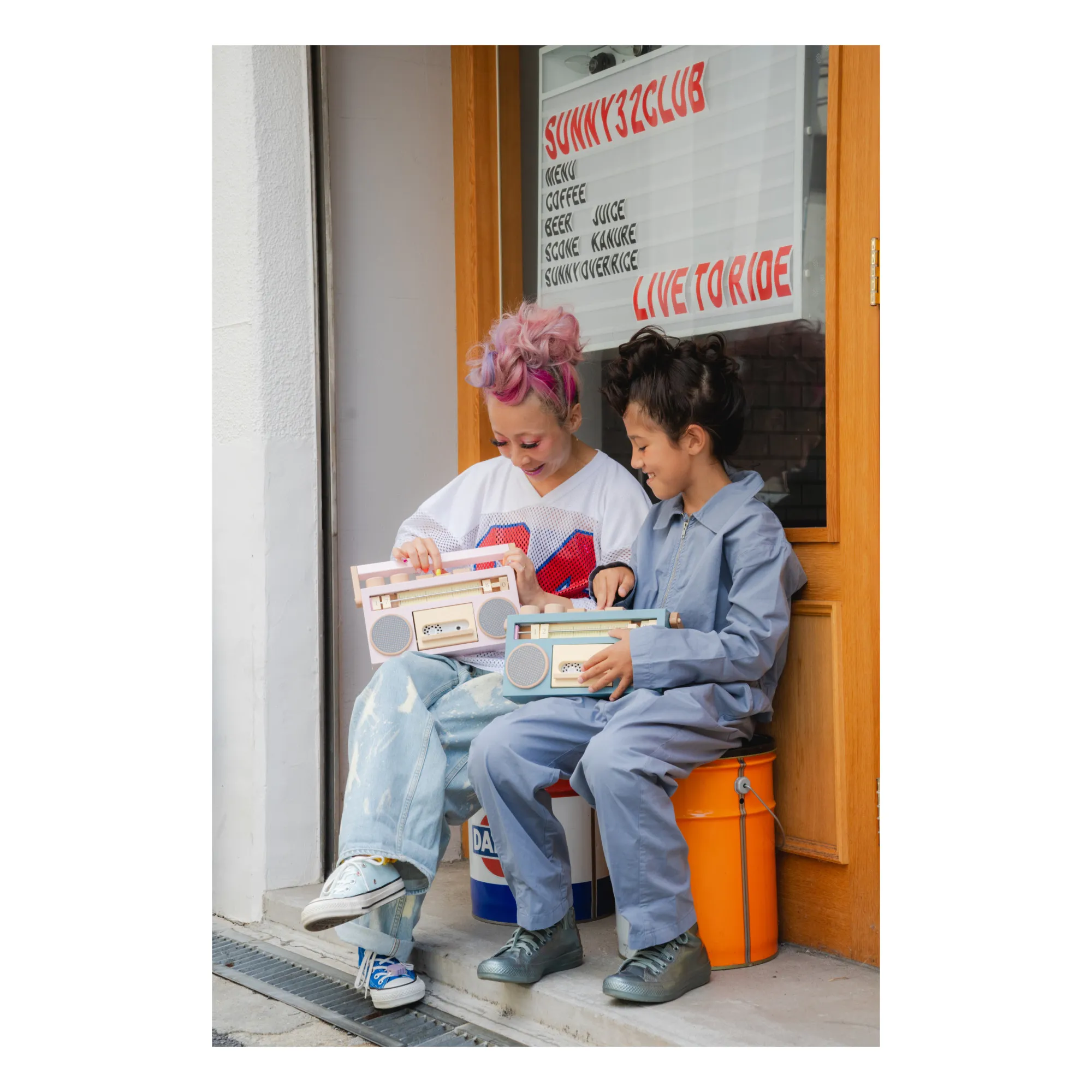 Magnétophone bleu – Kiko+ & gg – Image 3