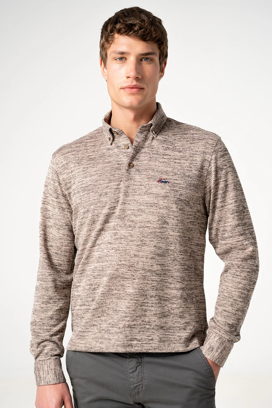 Polo beige à manches longues en maille – Image 2