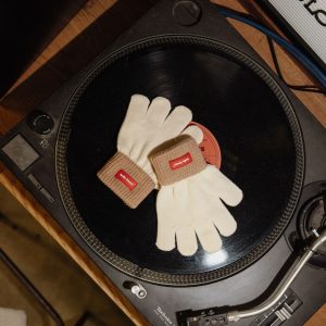 Hello Hossy – Gants – Handy Sandy Creamy