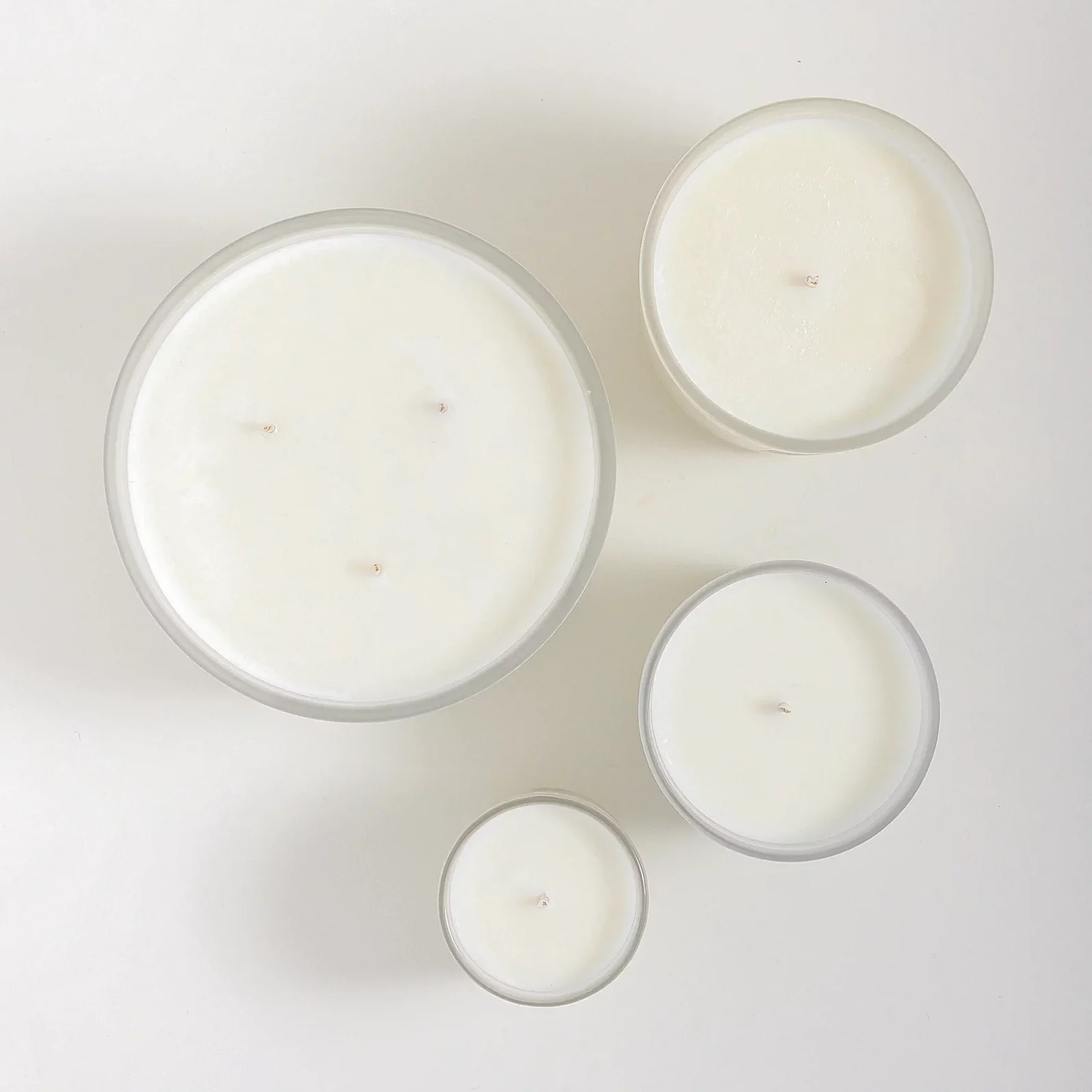 Deux soeurs – Bougie Taille L – Couronne de Noël – Image 2