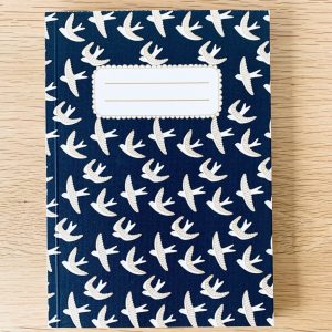 Les petites hirondelles – Carnet en papier, feuilles blanches A5 – Hirondelles