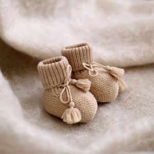 Chaussons en tricot beige – Gentil coquelicot
